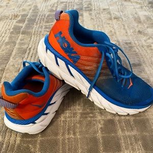 Hoka Clifton 7